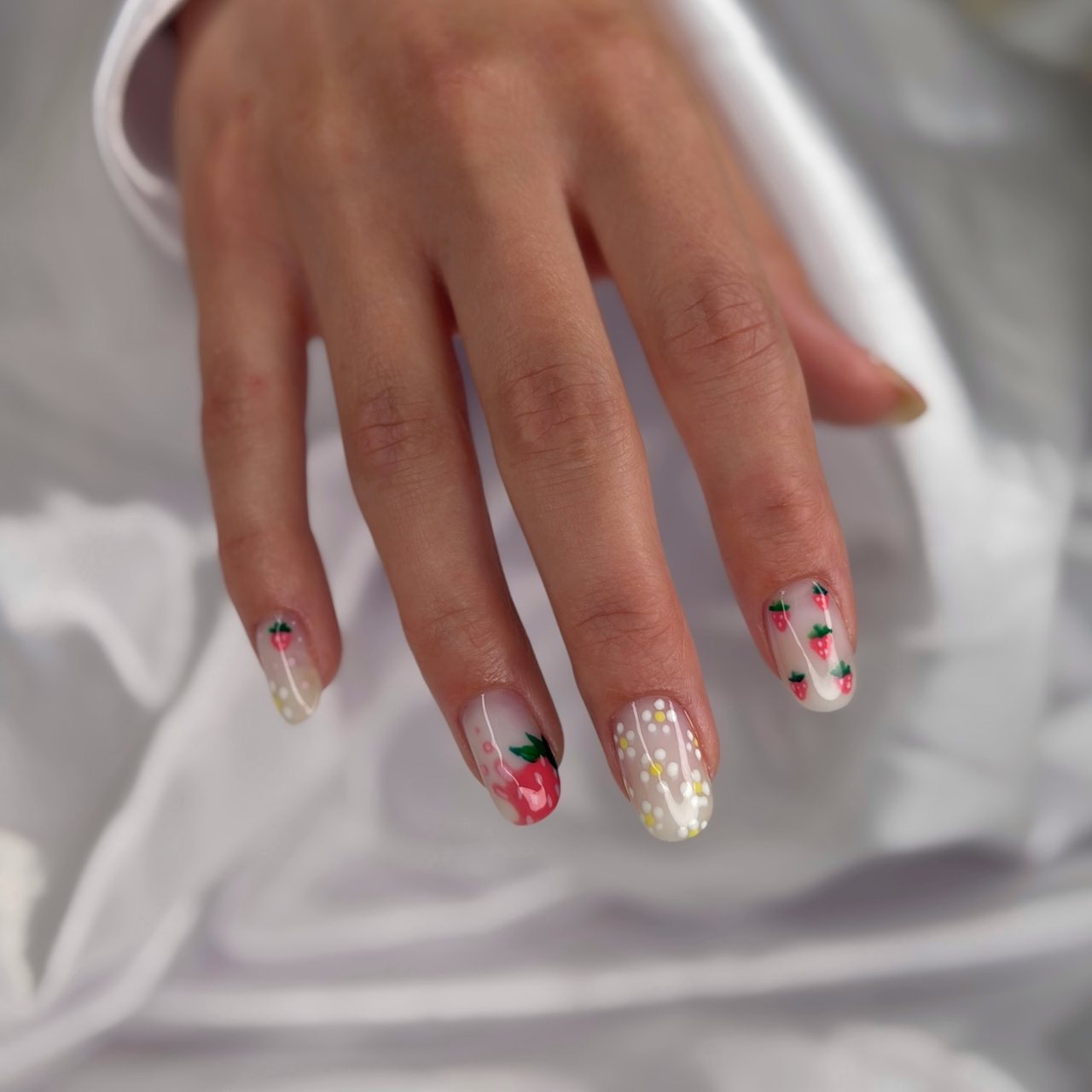 Nail-art fiori — unghie di Sofia Gradin