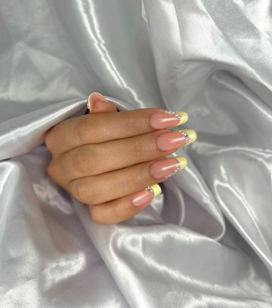 Refill gel su unghie nude, Sofia Gradin