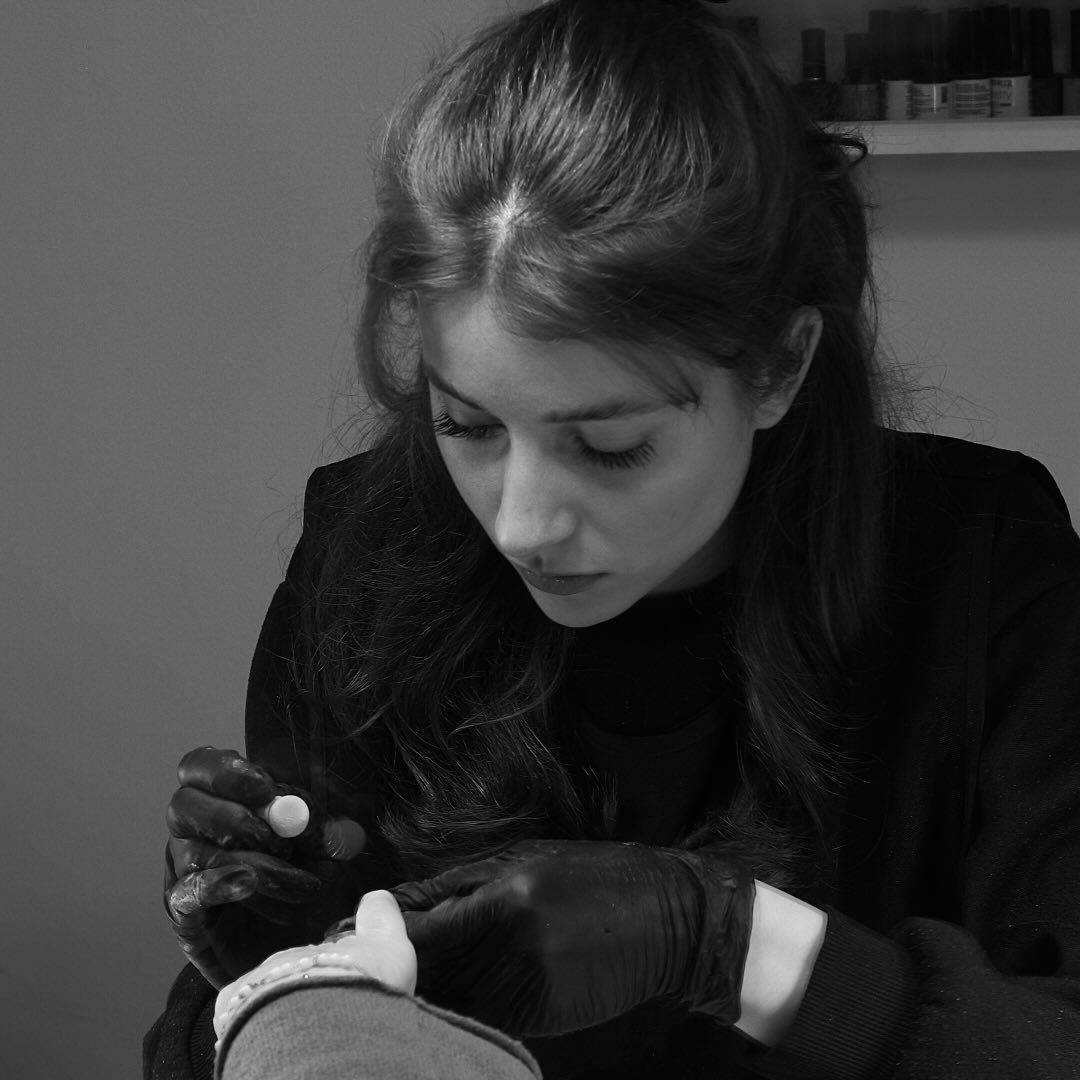 Ritratto di Sofia Gradin mentre lavora